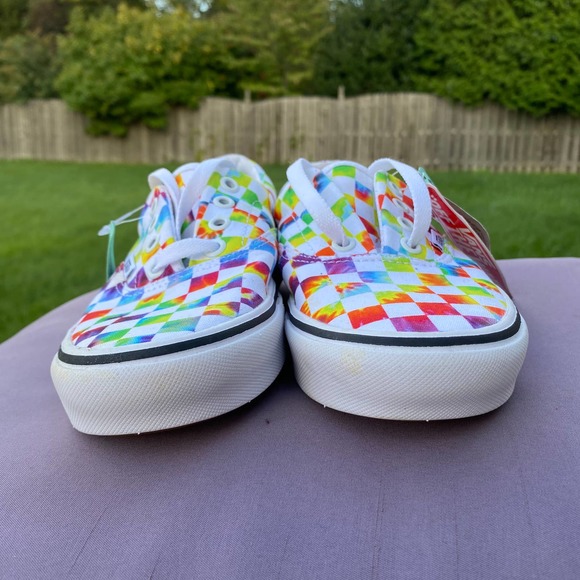 NWT Vans ComfyCush Era Tie-Dye Checker Rainbow Skate Sneaker Shoe M4.5/W6 721356 - Picture 4 of 12